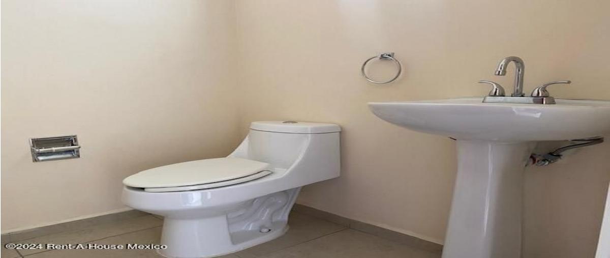 Foto de casa en venta en  , paseo san junípero, querétaro, querétaro, 0 No. 04