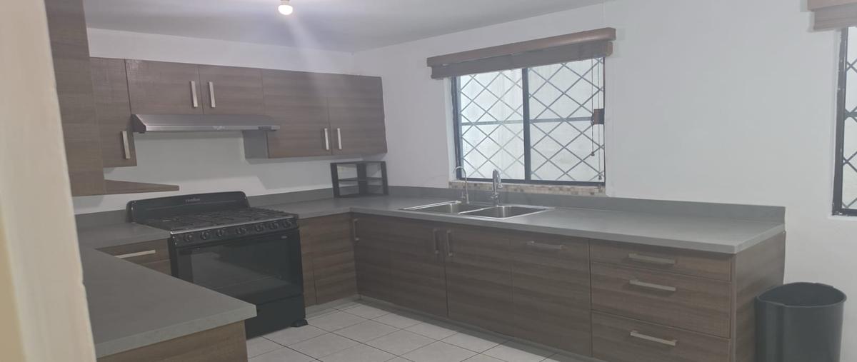 Foto de casa en renta en  , pedregal la silla 2 sector, monterrey, nuevo león, 0 No. 03