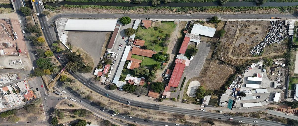 Foto de terreno comercial en venta en perif. paseo de la república , doctor miguel silva gonzález, morelia, michoacán de ocampo, 30834398 No. 03