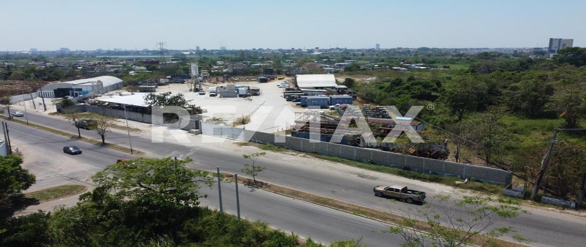 Foto de terreno comercial en venta en periferico arco noreste, rio mezcalapa, colonia casa blanca , casa blanca 1a sección, centro, tabasco, 27987195 No. 02