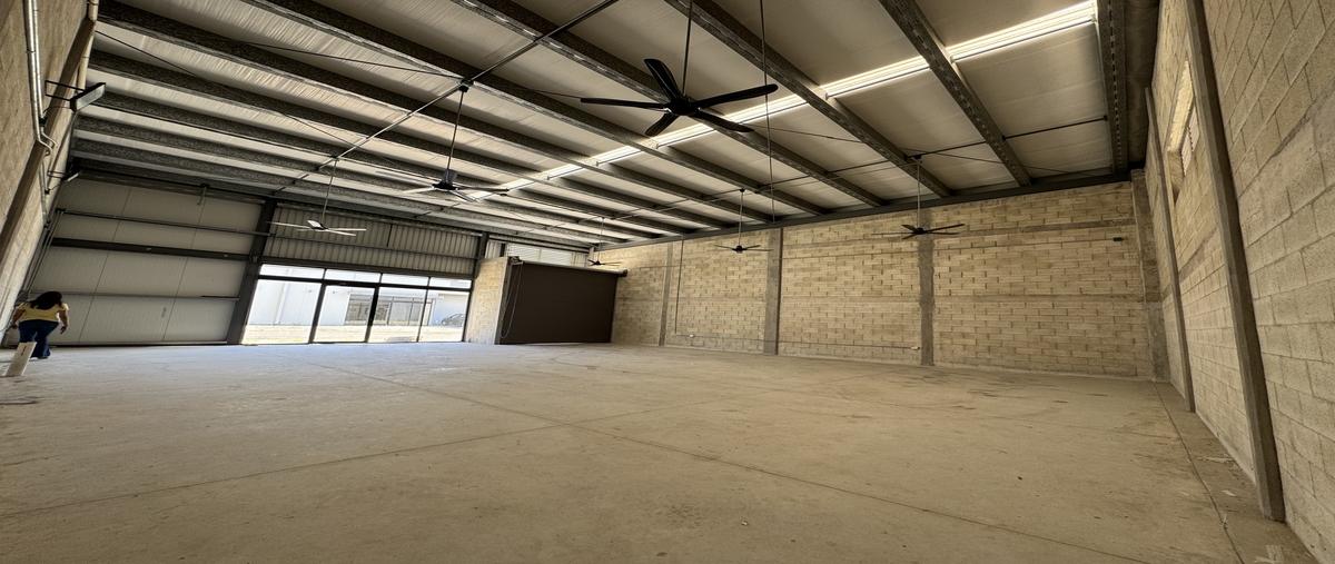 Foto de bodega en renta en periferico de merida kilometro 41 , tixcacal opichen, mérida, yucatán, 0 No. 02