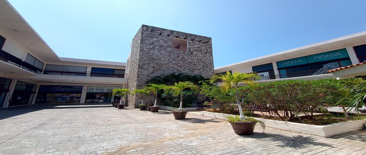 Foto de local en venta en  , playa car fase ii, solidaridad, quintana roo, 29960715 No. 01