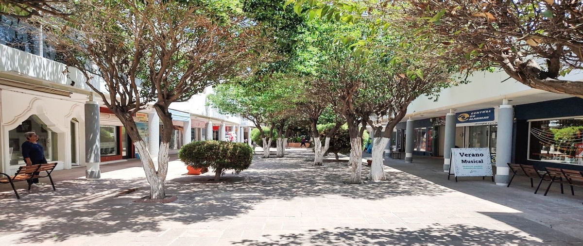 Foto de local en plaza americas , carretas, querétaro, querétaro, 0 foto 01 Foto de local en venta en plaza americas , carretas, querétaro, querétaro, 0 No. 01