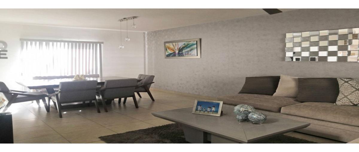 Foto de casa en venta en  , portal de las lomas, saltillo, coahuila de zaragoza, 0 No. 04