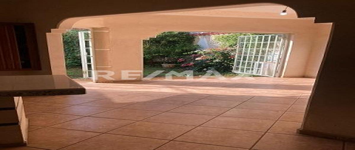 Foto de casa en privada de cuernavaca , revolución, uruapan, michoacán de ocampo, 30208015 foto 03 Foto de casa en venta en privada de cuernavaca , revolución, uruapan, michoacán de ocampo, 30208015 No. 03