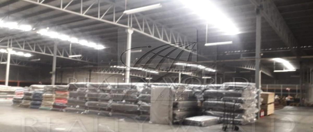 Foto de bodega en renta en  , privadas de santa rosa, apodaca, nuevo león, 13714332 No. 02