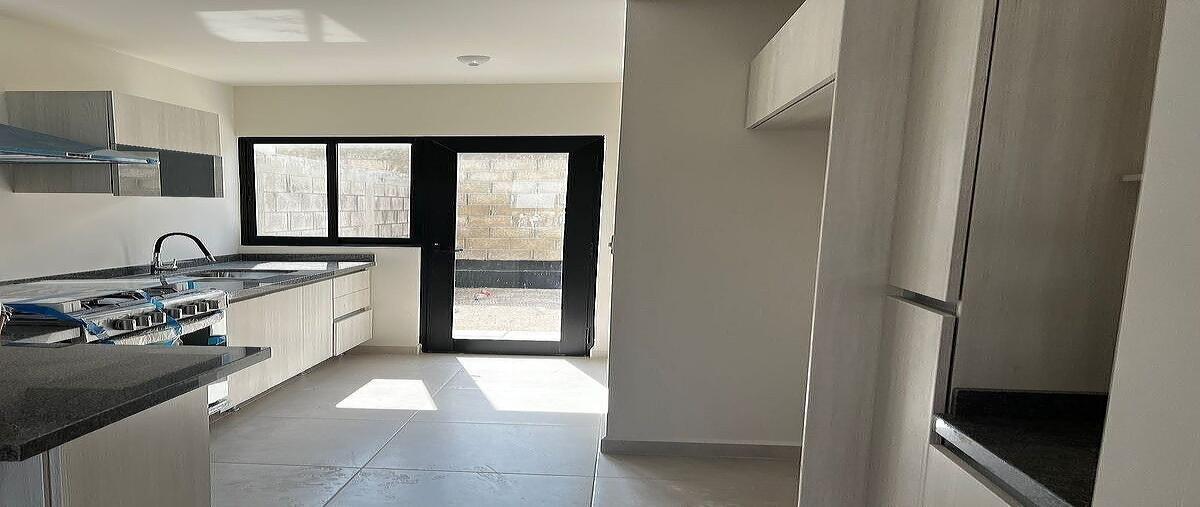 Foto de casa en venta en prolongación constituyentes oriente , el mirador, el marqués, querétaro, 30968244 No. 02