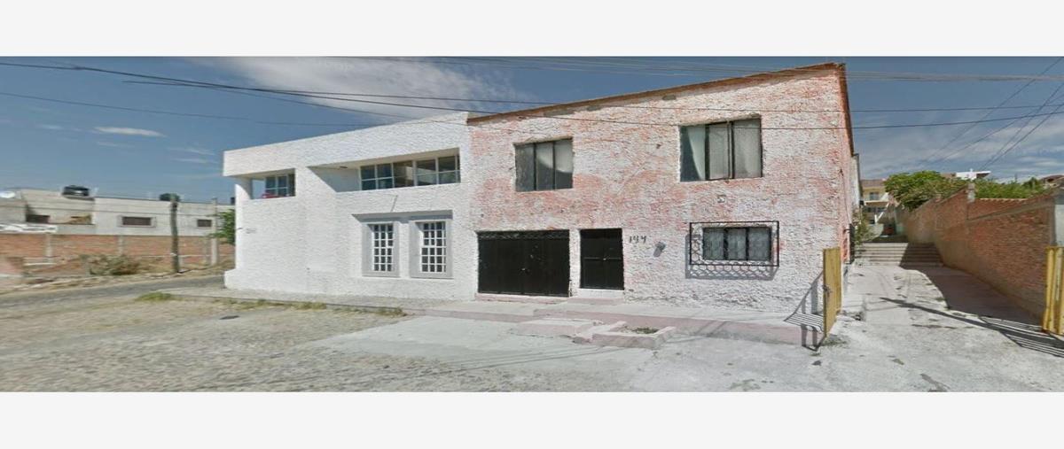 Foto de casa en venta en prolongacion lazaro cardenas 000, los chirlitos, lagos de moreno, jalisco, 27725137 No. 02
