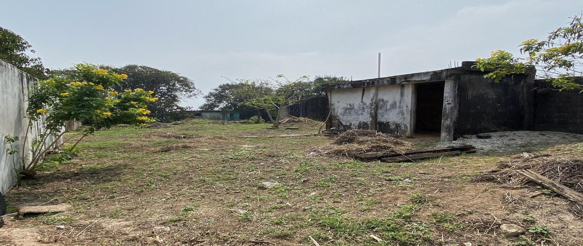 Foto de terreno habitacional en prolongación malpica #3081 , emiliano zapata, coatzacoalcos, veracruz de ignacio de la llave, 25053964 foto 03 Foto de terreno habitacional en venta en prolongación malpica #3081 , emiliano zapata, coatzacoalcos, veracruz de ignacio de la llave, 25053964 No. 03