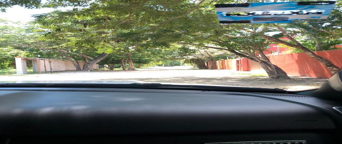 Foto de terreno habitacional en venta en  , puerto morelos, benito juárez, quintana roo, 0 No. 04