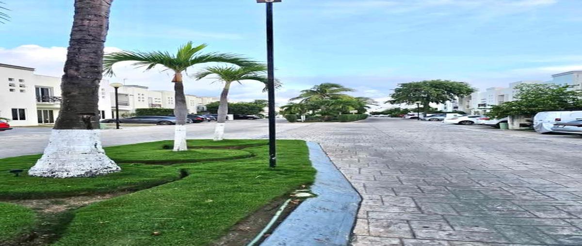 Foto de casa en venta en  , quetzales (supermanzana 523), benito juárez, quintana roo, 0 No. 04