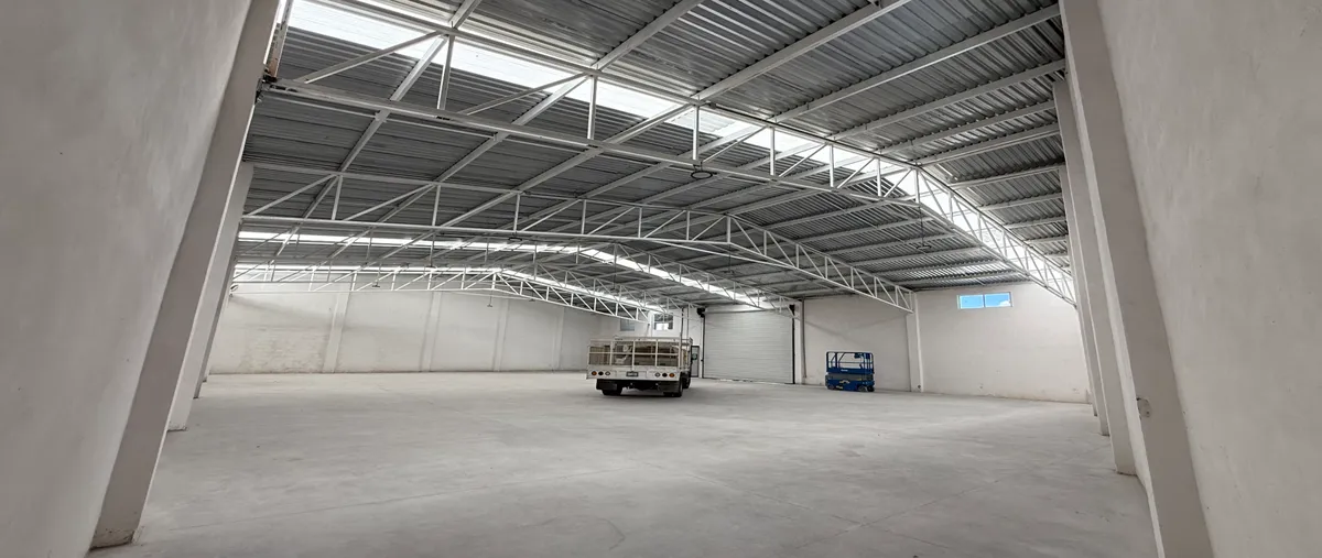 Foto de bodega en renta en  , rancho las varas, saltillo, coahuila de zaragoza, 30207859 No. 01