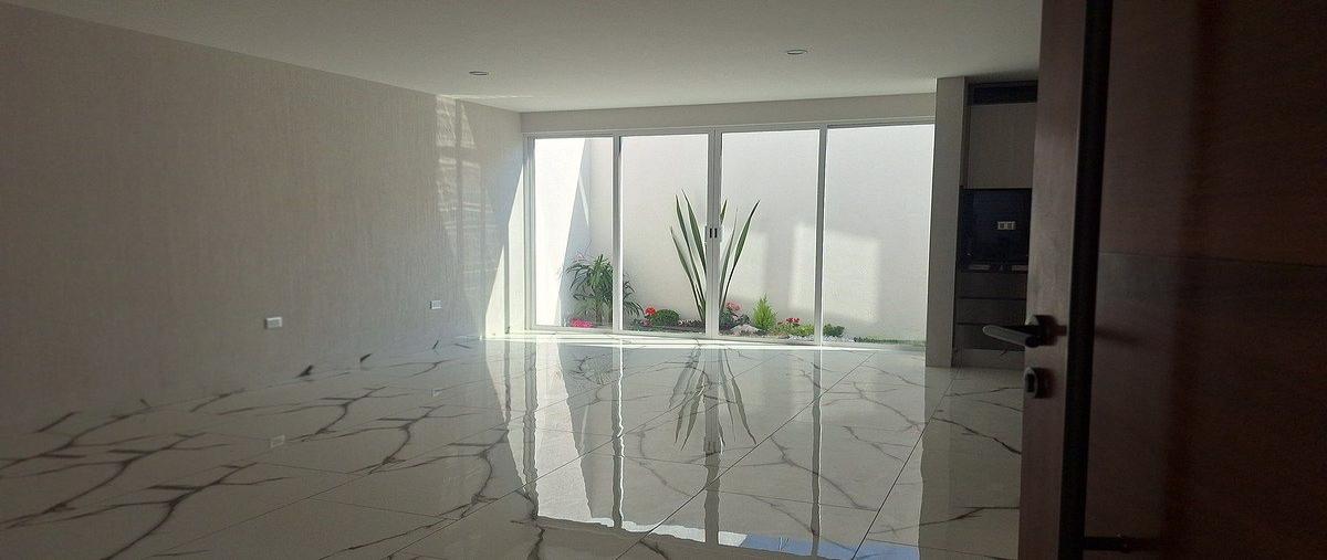 Foto de casa en venta en  , rancho san josé xilotzingo, puebla, puebla, 0 No. 03