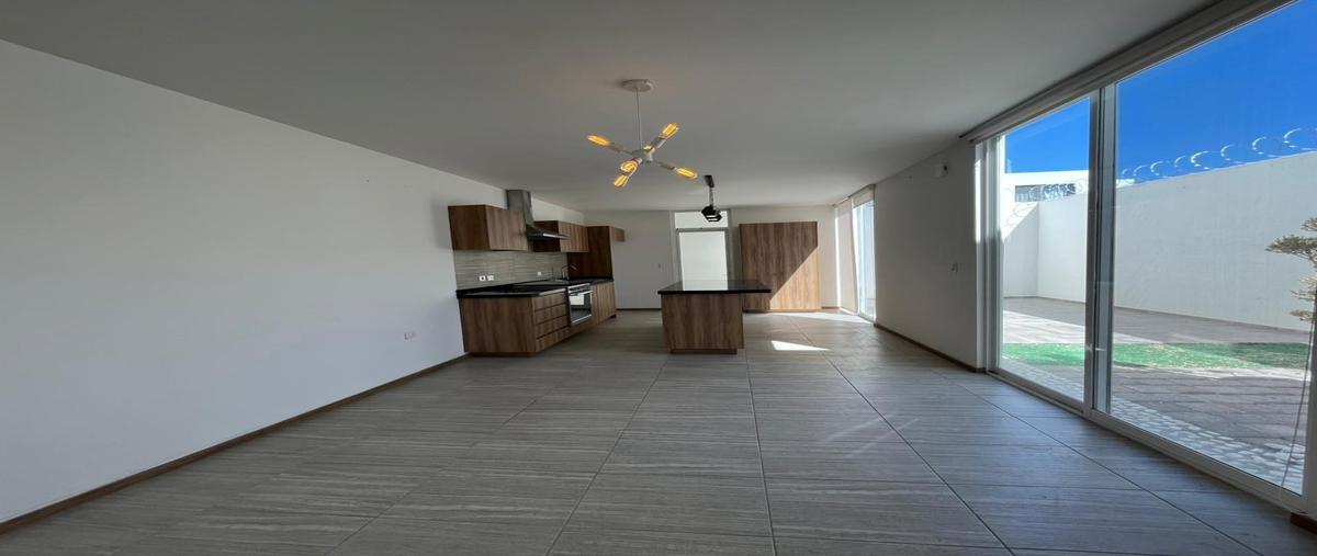Foto de casa en venta en  , rancho santa mónica, aguascalientes, aguascalientes, 0 No. 03