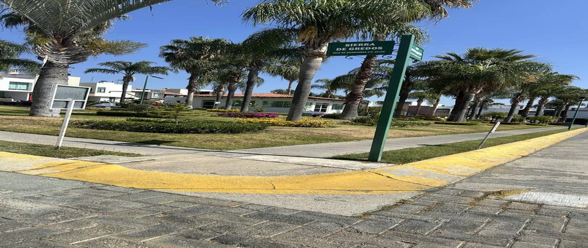 Foto de casa en venta en  , real de valdepeñas, zapopan, jalisco, 30872885 No. 03