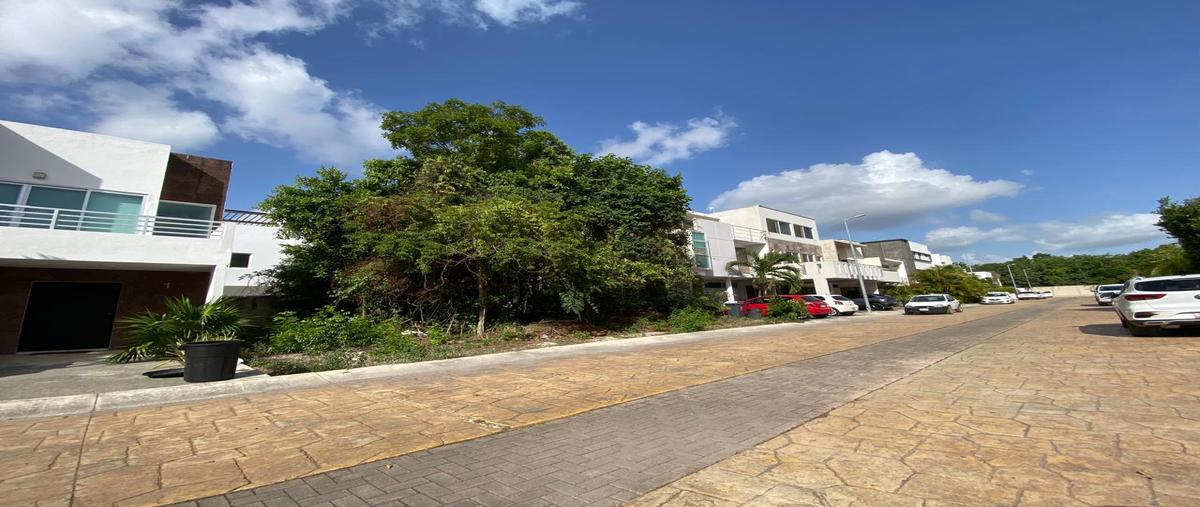 Foto de terreno habitacional en venta en  , residencial cumbres, benito juárez, quintana roo, 0 No. 03