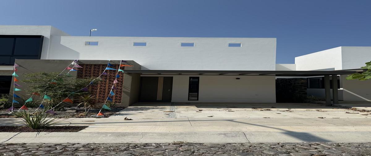 Foto de casa en venta en  , residencial esmeralda norte, colima, colima, 0 No. 01