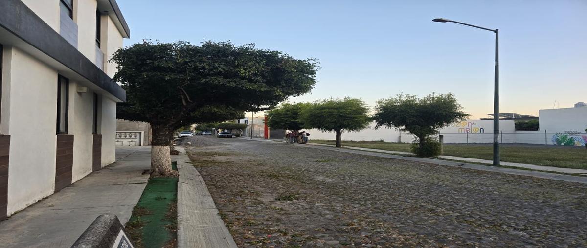 Foto de local en , residencial esmeralda norte, colima, colima, 0 foto 05 Foto de local en renta en , residencial esmeralda norte, colima, colima, 0 No. 05