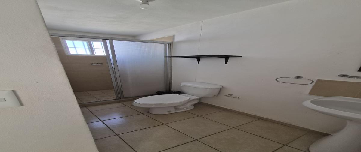 Foto de casa en renta en  , residencial hacienda viñedos, león, guanajuato, 0 No. 03