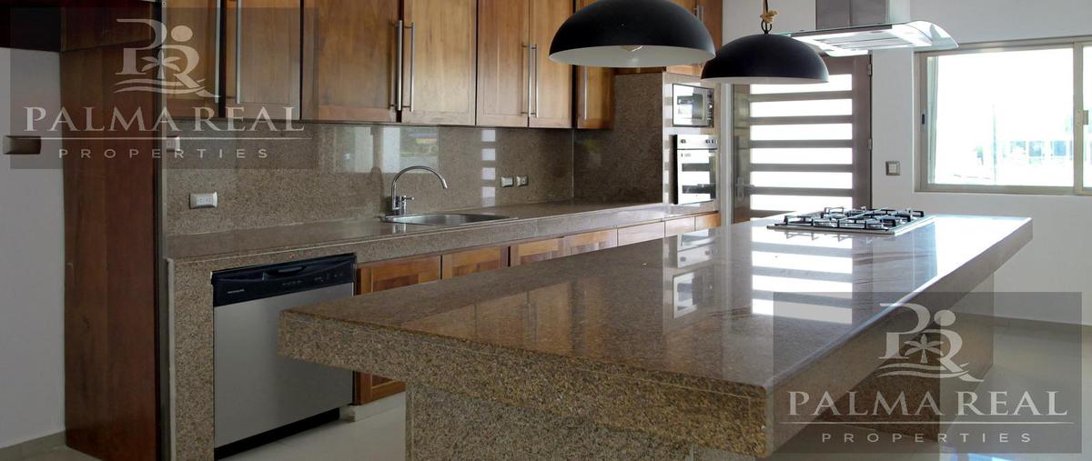 Foto de casa en venta en  , residencial isla azul, benito juárez, quintana roo, 0 No. 03