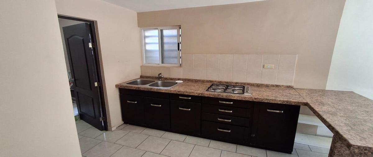 Foto de casa en venta en  , residencial santa regina, victoria, tamaulipas, 31040410 No. 03