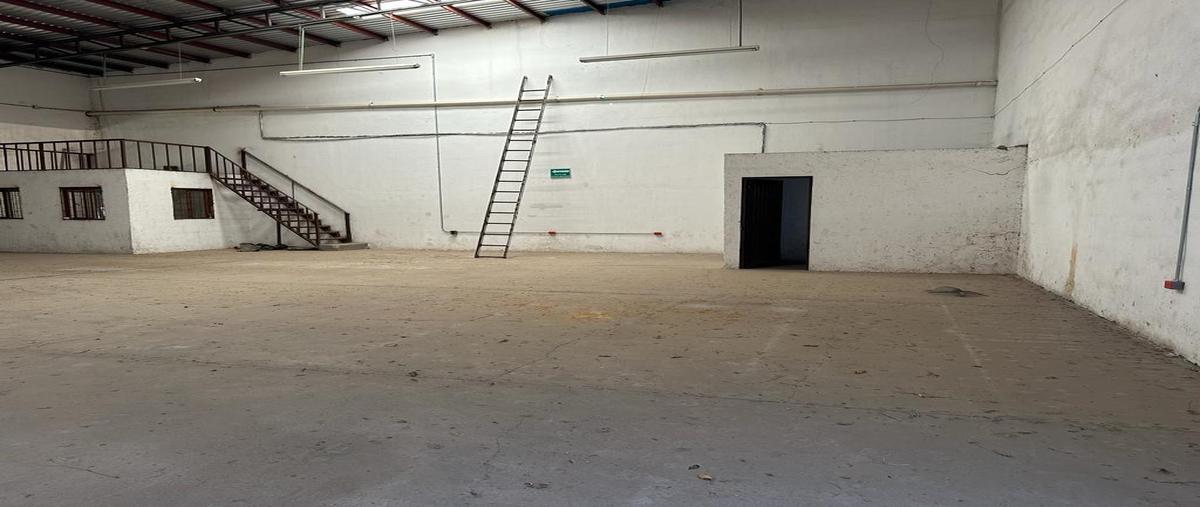 Foto de bodega en renta en  , riberas del sacramento, chihuahua, chihuahua, 27220409 No. 02