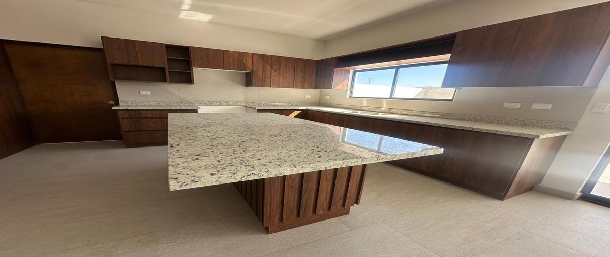 Foto de casa en venta en  , rincón de alcántara, saltillo, coahuila de zaragoza, 0 No. 03