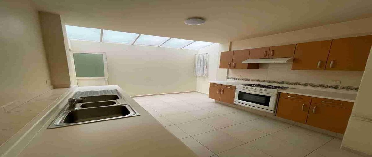 Foto de casa en venta en  , rincón viejo, metepec, méxico, 0 No. 03