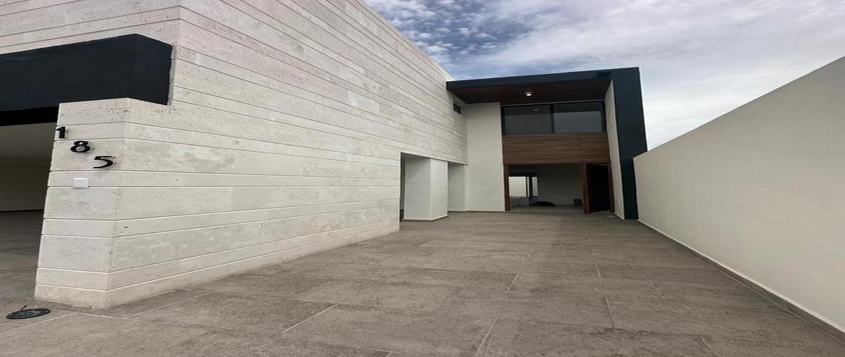 Foto de casa en venta en  , saltillo 2000, saltillo, coahuila de zaragoza, 0 No. 03