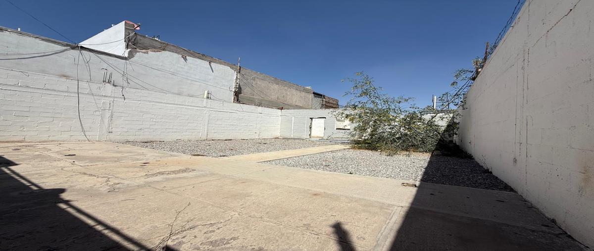 Foto de terreno habitacional en venta en saltillo , granjas san isidro, torreón, coahuila de zaragoza, 30993281 No. 04