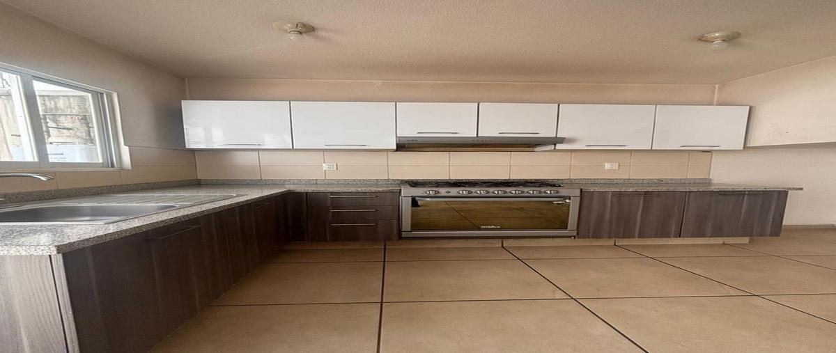 Foto de casa en venta en  , san blas totoltepec, toluca, méxico, 0 No. 03