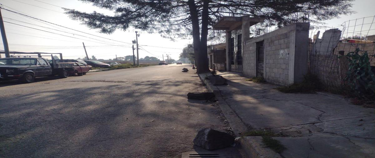Foto de terreno habitacional en venta en  , san cristóbal huichochitlán, toluca, méxico, 0 No. 03