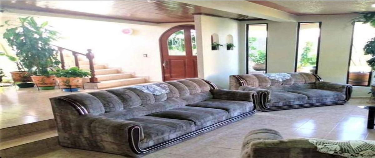 Foto de casa en venta en  , san gaspar tlahuelilpan, metepec, méxico, 0 No. 03