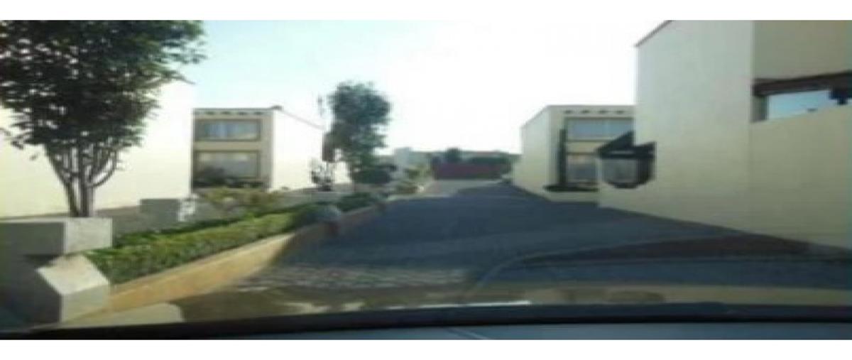 Foto de casa en venta en  , san jorge pueblo nuevo, metepec, méxico, 0 No. 03