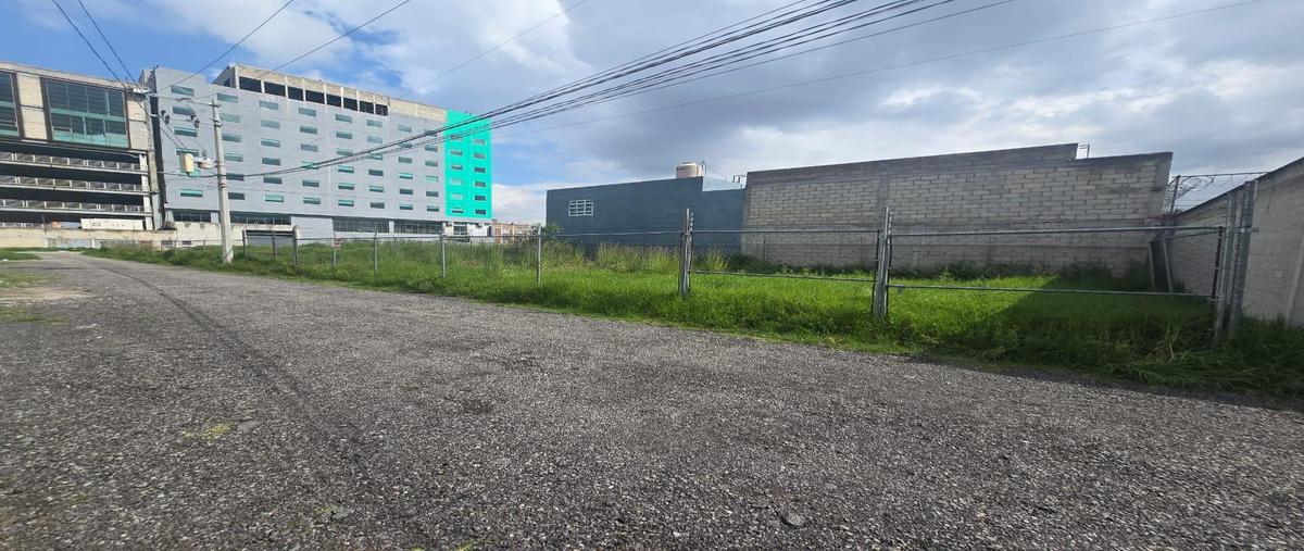 Foto de terreno habitacional en venta en  , san juan buenavista, toluca, méxico, 0 No. 03