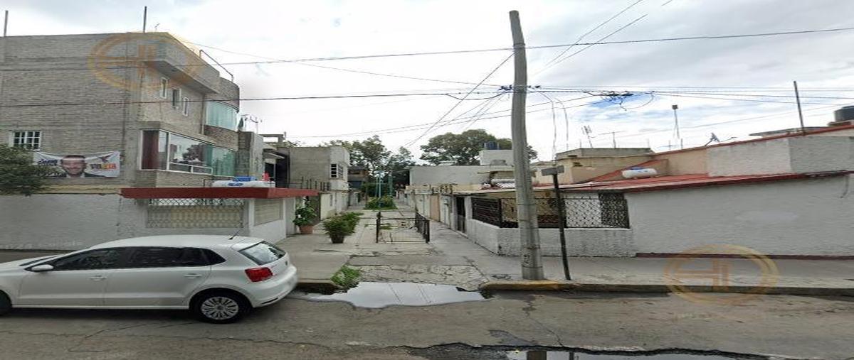 Foto de casa en venta en  , san juan de aragón v sección, gustavo a. madero, df / cdmx, 0 No. 01