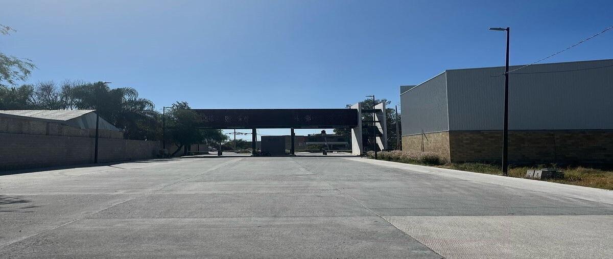 Foto de terreno industrial en santa cruz del valle , villa fontana, san pedro tlaquepaque, jalisco, 0 foto 01 Foto de terreno industrial en venta en santa cruz del valle , villa fontana, san pedro tlaquepaque, jalisco, 0 No. 01