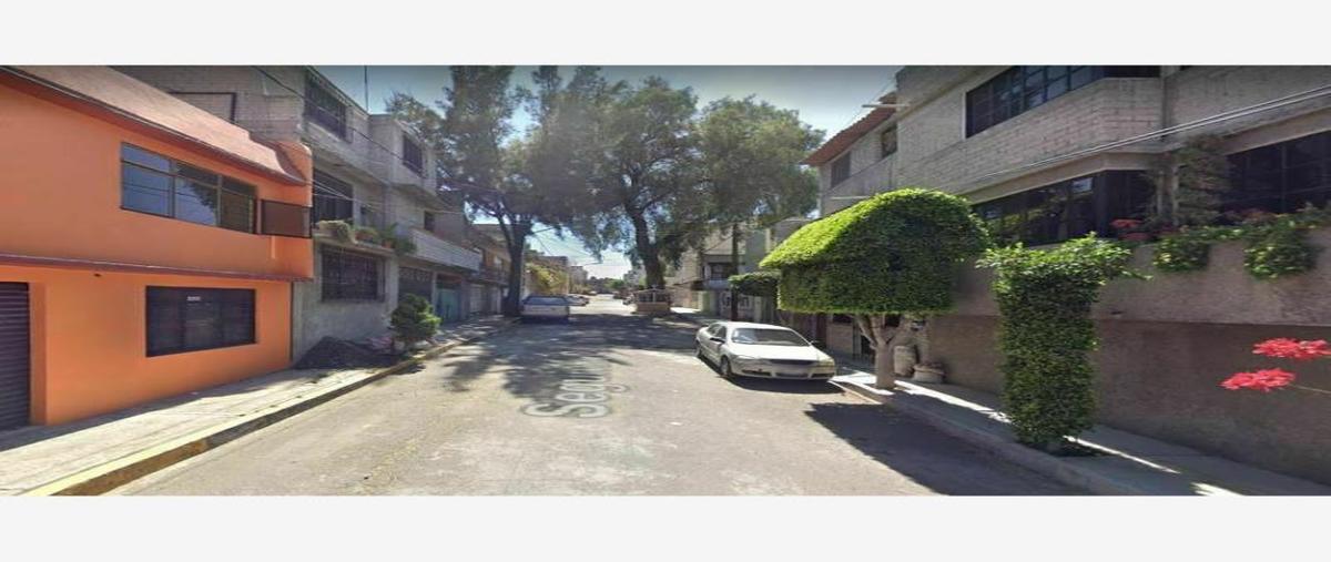 Foto de casa en segunda cerrada de fresnos , consejo agrarista mexicano, iztapalapa, df / cdmx, 0 foto 02 Foto de casa en venta en segunda cerrada de fresnos , consejo agrarista mexicano, iztapalapa, df / cdmx, 0 No. 02