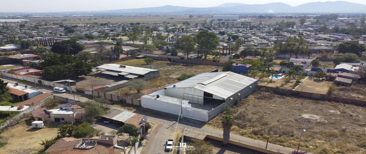 Foto de bodega en venta en sendero de los olivos , valle de los olivos, ixtlahuacán de los membrillos, jalisco, 0 No. 01