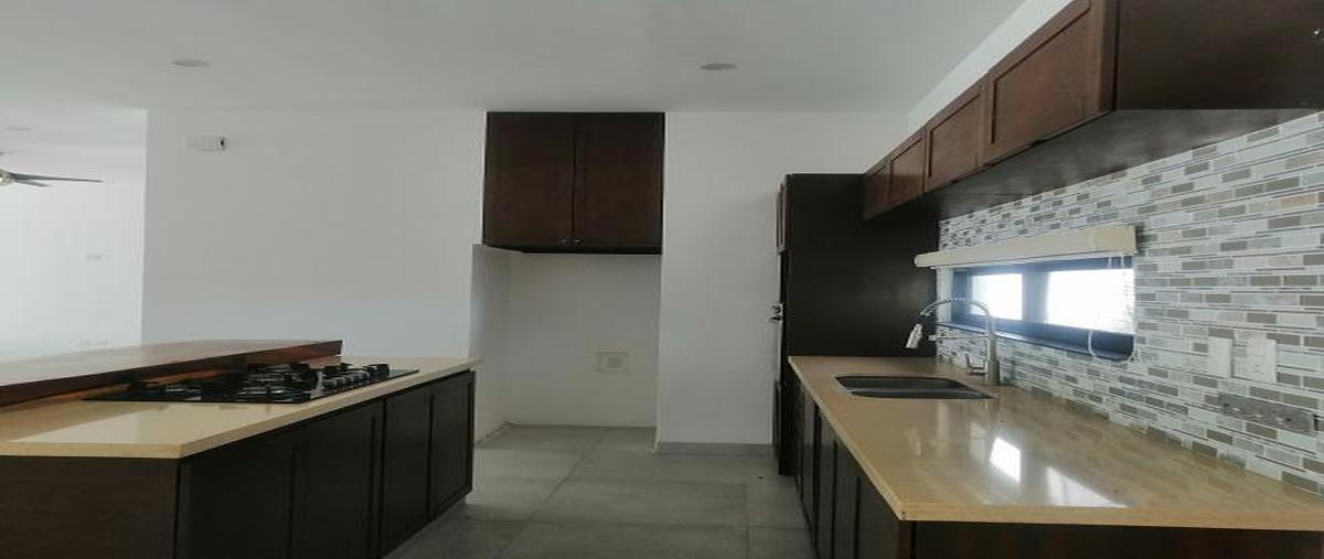 Foto de casa en , sierra papacal, mérida, yucatán, 31426916 foto 03 Foto de casa en venta en , sierra papacal, mérida, yucatán, 31426916 No. 03