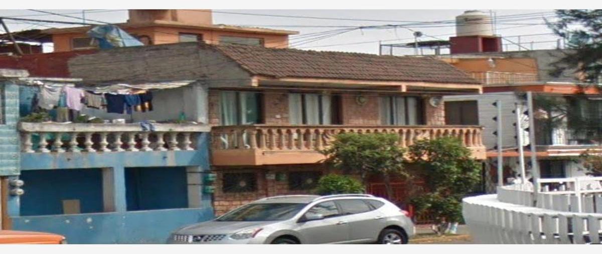 Foto de casa en venta en sin calle , los reyes ixtacala 1ra. sección, tlalnepantla de baz, méxico, 0 No. 03
