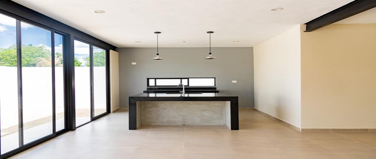 Foto de casa en venta en s/n , chichi suárez, mérida, yucatán, 30587115 No. 04