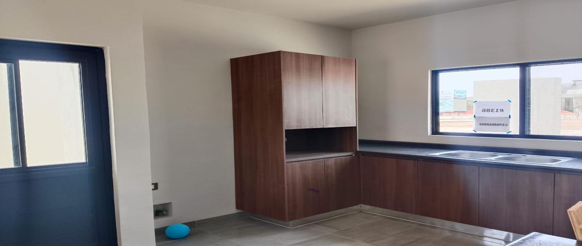 Foto de casa en venta en s/n , los cedros, gómez palacio, durango, 28540503 No. 04