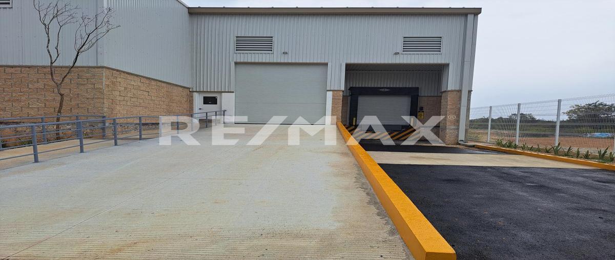 Foto de bodega en s/n , ucu, ucú, yucatán, 30240819 foto 02 Foto de bodega en renta en s/n , ucu, ucú, yucatán, 30240819 No. 02