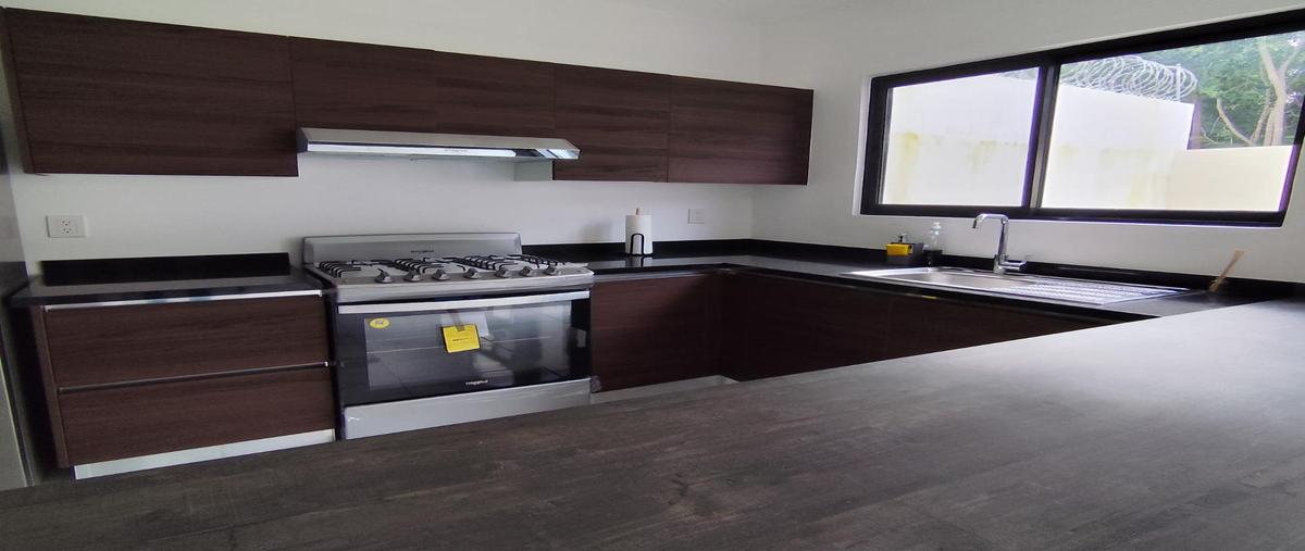 Foto de casa en venta en  , supermanzana 320, benito juárez, quintana roo, 30421757 No. 03