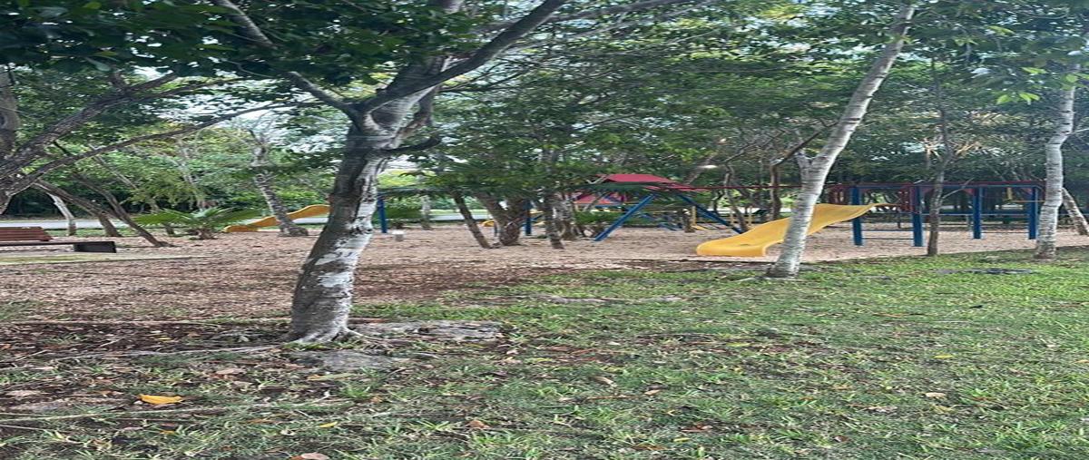 Foto de terreno habitacional en venta en  , supermanzana 325, benito juárez, quintana roo, 0 No. 02