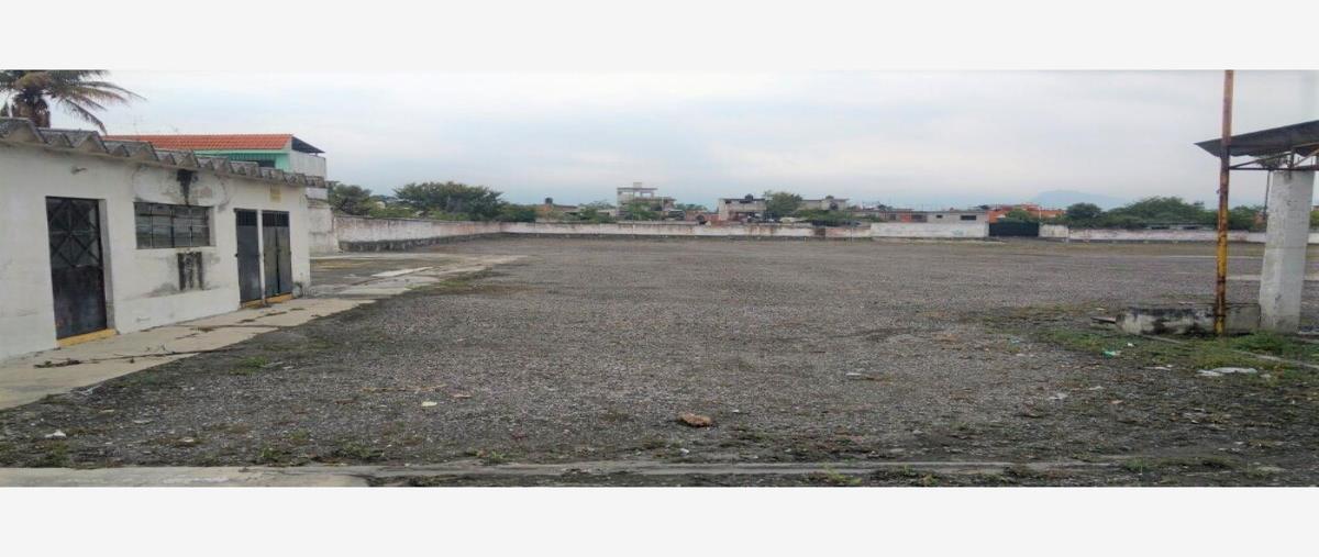 Foto de terreno habitacional en venta en  , tejalpa, jiutepec, morelos, 0 No. 01