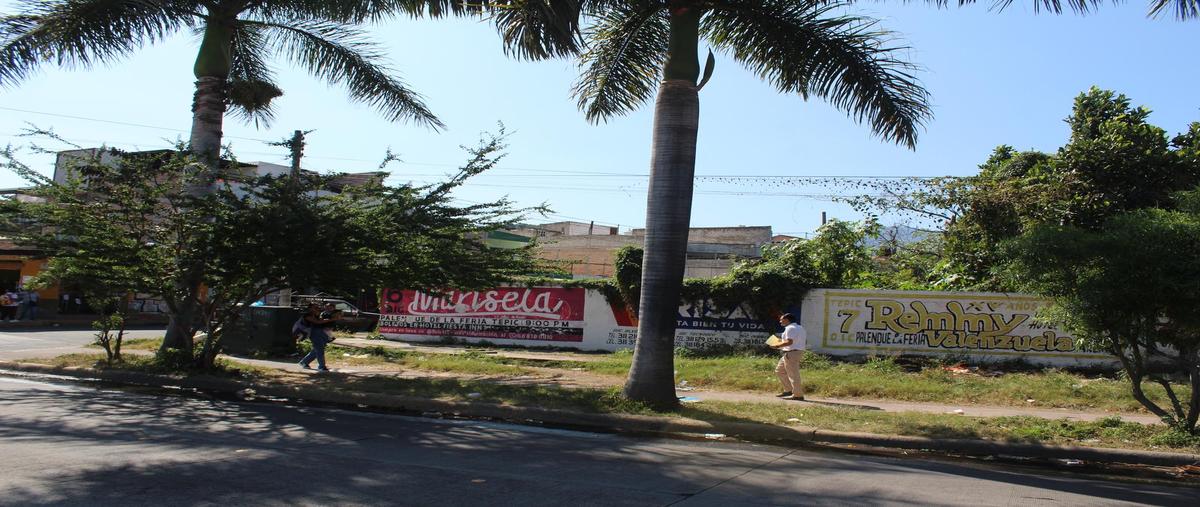 Foto de terreno habitacional en venta en  , tepic centro, tepic, nayarit, 0 No. 02
