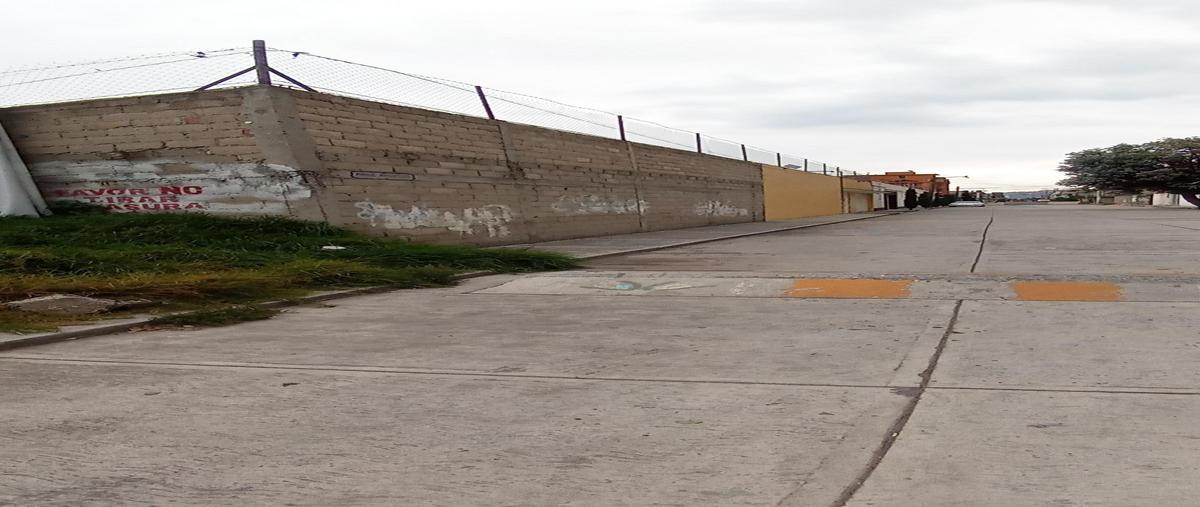Foto de terreno habitacional en terreno en renta en avenida las torres toluca estado de méxico , parques nacionales, toluca, méxico, 27306578 foto 02 Foto de terreno habitacional en renta en terreno en renta en avenida las torres toluca estado de méxico , parques nacionales, toluca, méxico, 27306578 No. 02