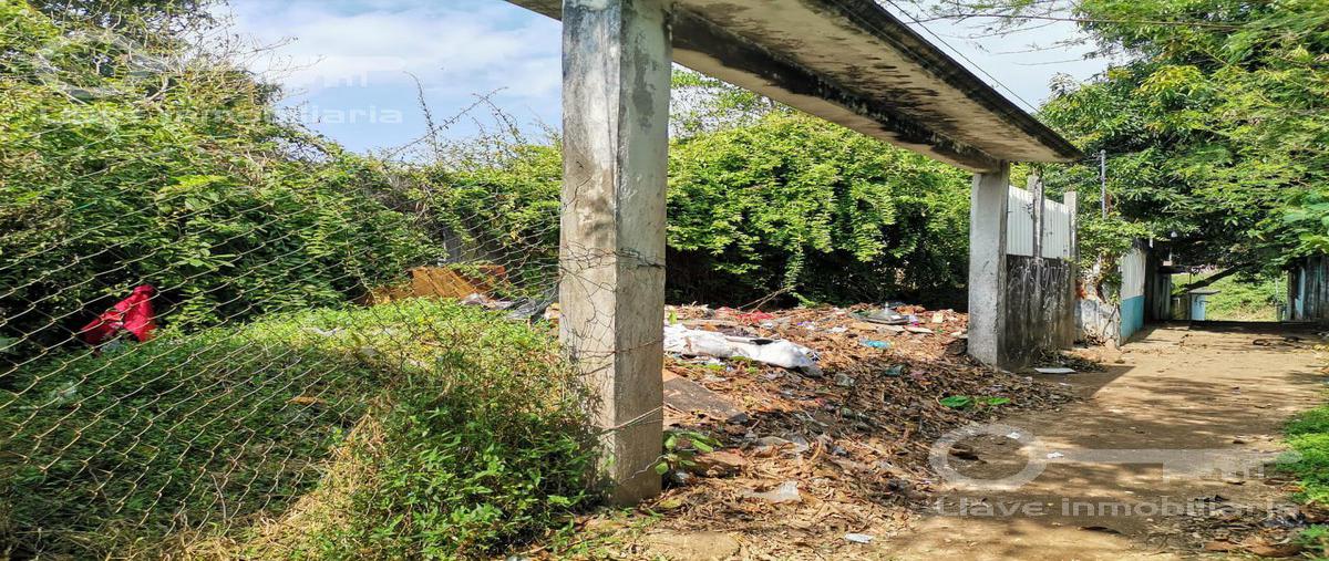 Foto de terreno habitacional en venta en  , tierra y libertad, coatzacoalcos, veracruz de ignacio de la llave, 25511837 No. 03
